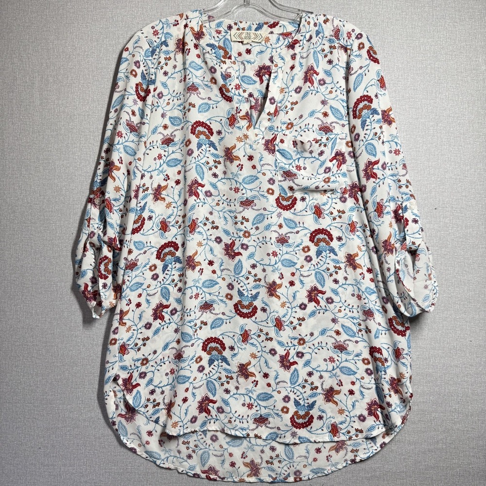 Pink‎ Rose Blouse Juniors Medium White Multicolor Floral V Neck 3/4 Sleeve Tunic